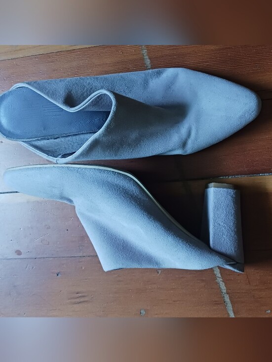 Charlotte Stone Shoes - Charlotte Stone Women’s Pointed Toe Slip-On Mules in Lilac
